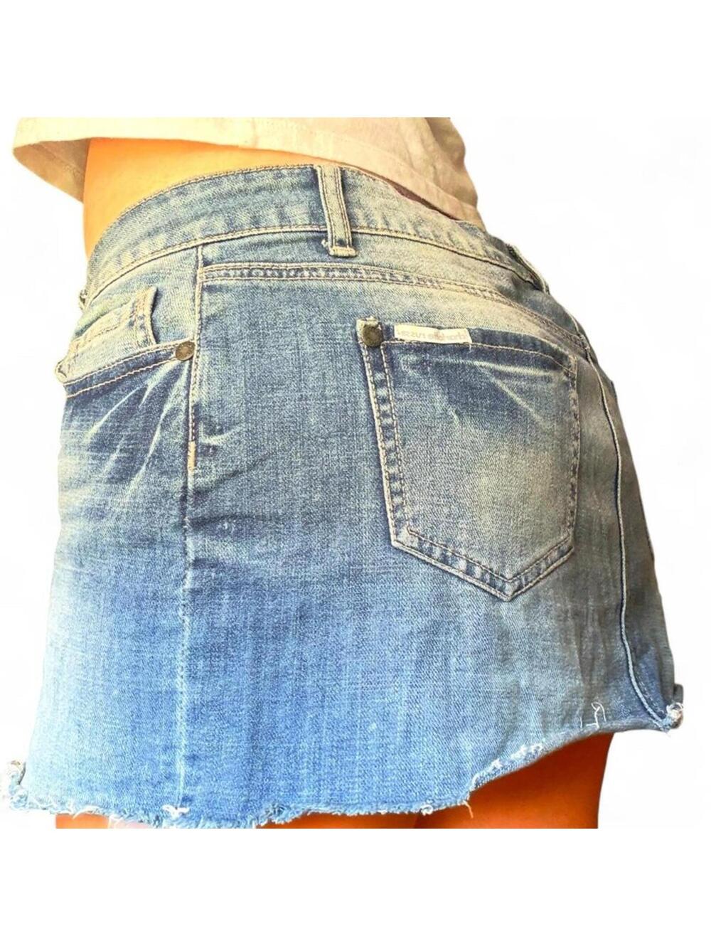 2000s light wash denim Charolette Russe mini skirt